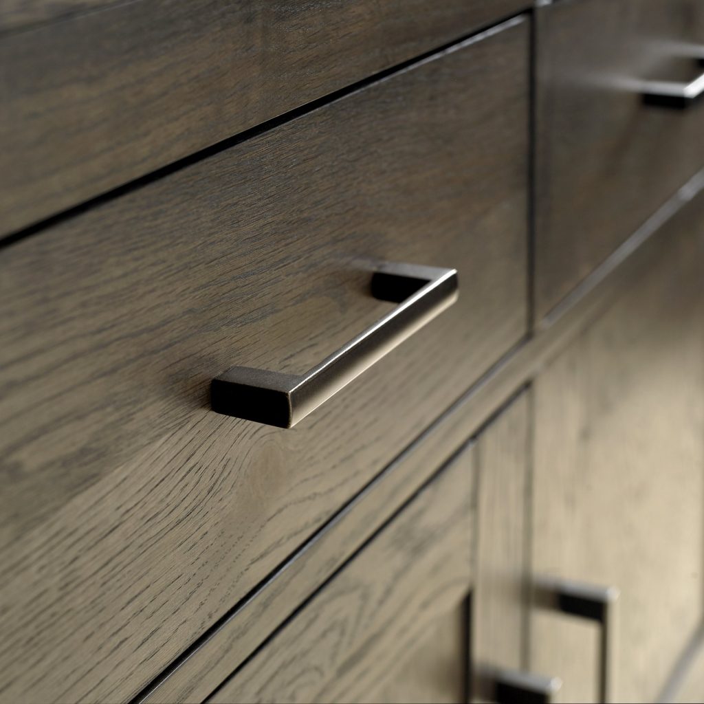 ახალი ავეჯი • New Furniture