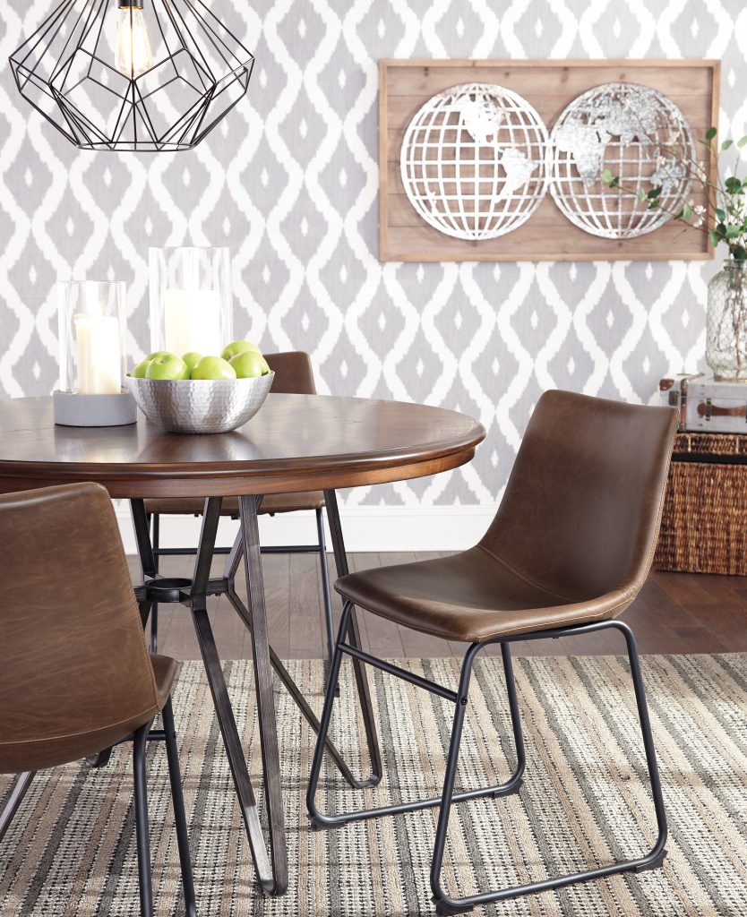 ახალი ავეჯი • New Furniture