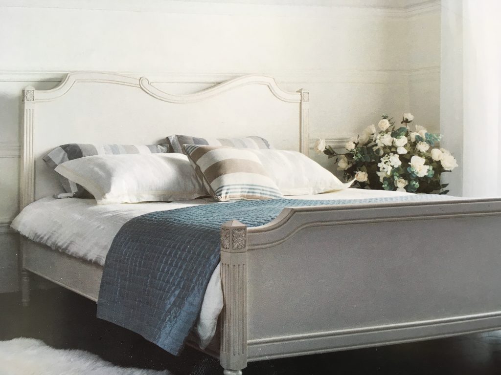 ახალი ავეჯი • New Furniture