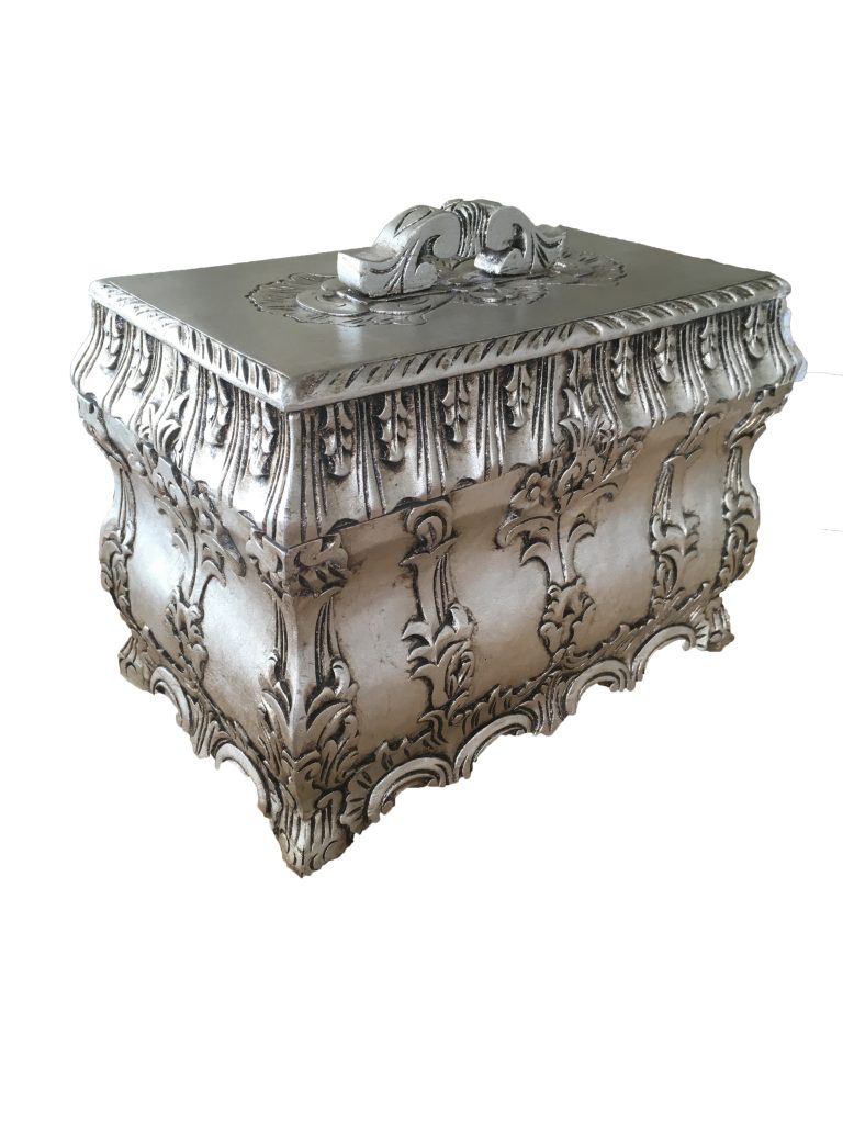 ახალი ავეჯი • New Furniture