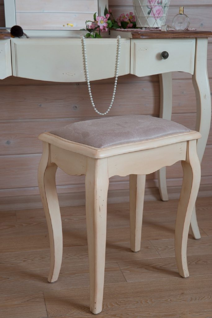 ახალი ავეჯი • New Furniture