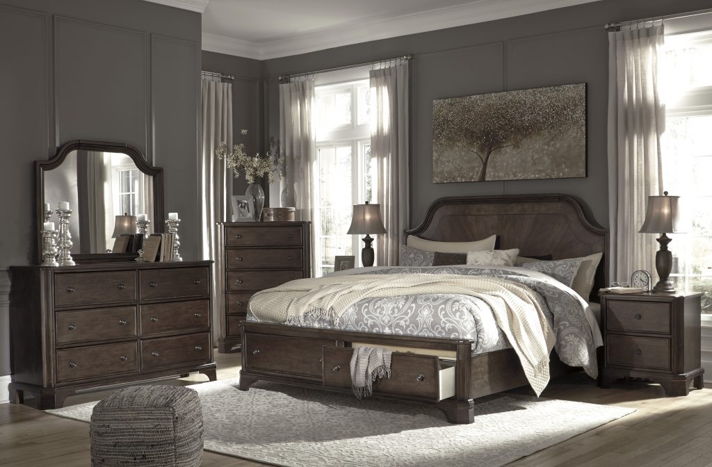 ახალი ავეჯი • New Furniture