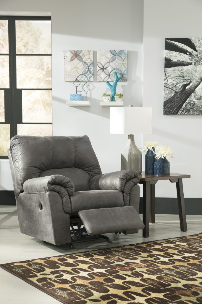 ახალი ავეჯი • New Furniture