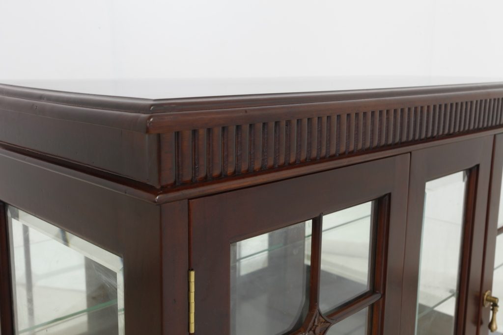 ახალი ავეჯი • New Furniture
