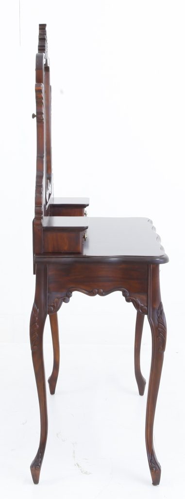 ახალი ავეჯი • New Furniture