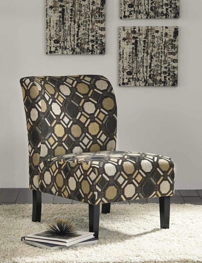 ახალი ავეჯი • New Furniture