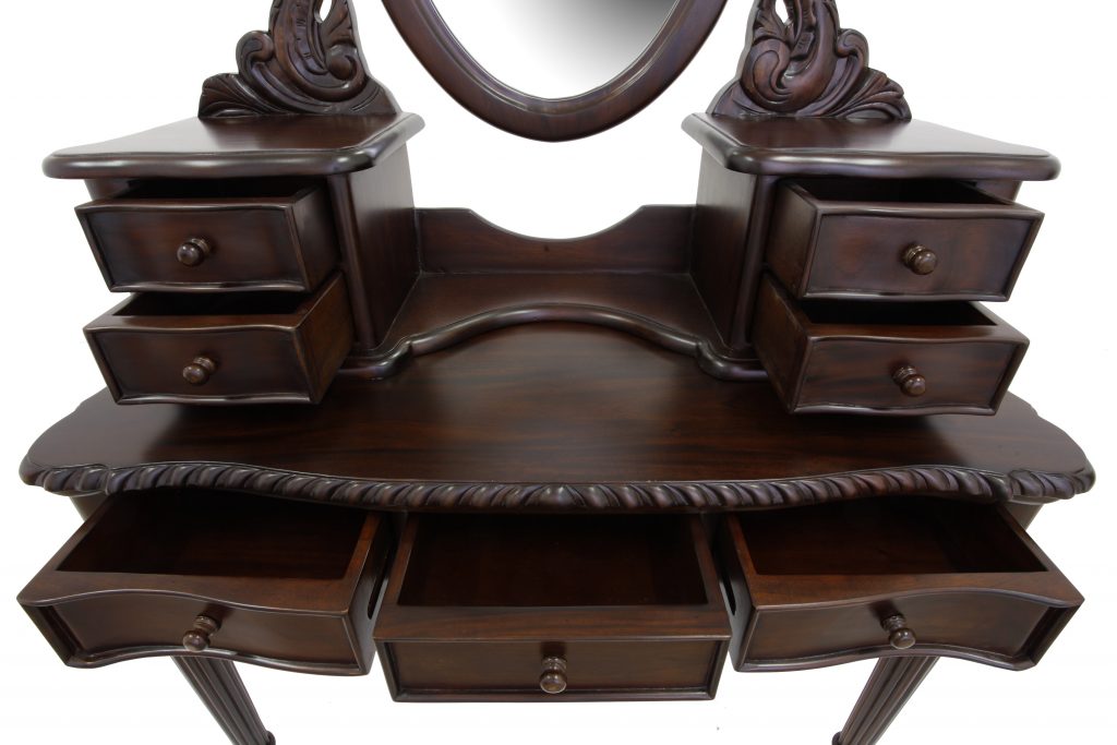 ახალი ავეჯი • New Furniture