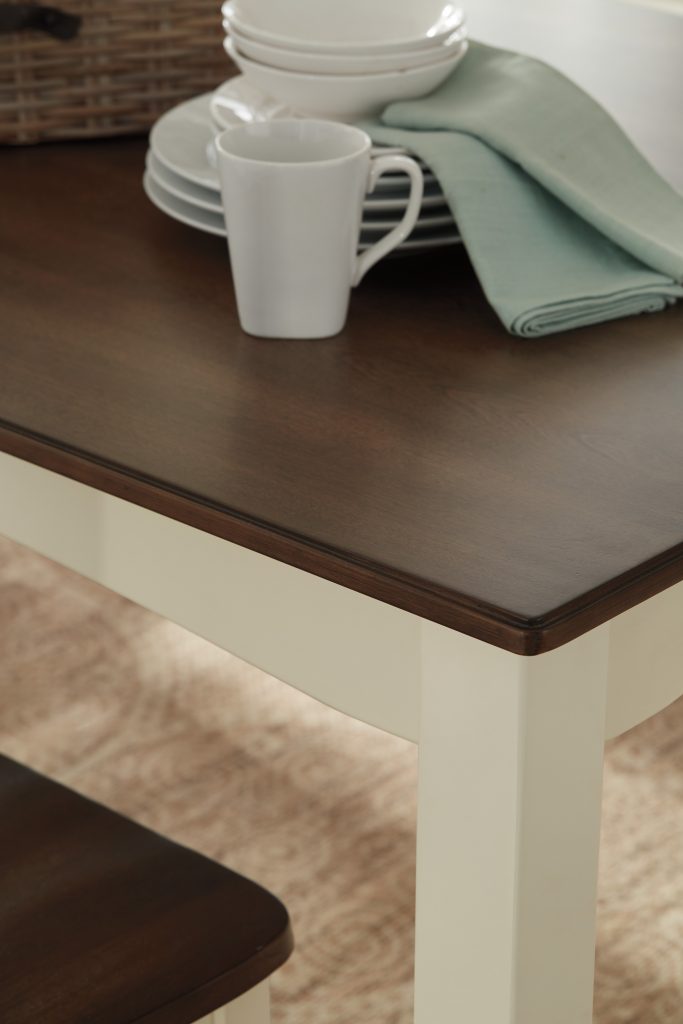 ახალი ავეჯი • New Furniture