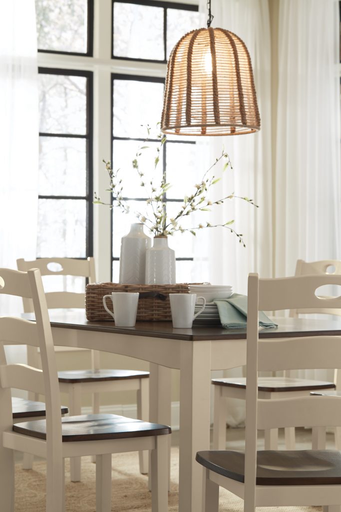 ახალი ავეჯი • New Furniture