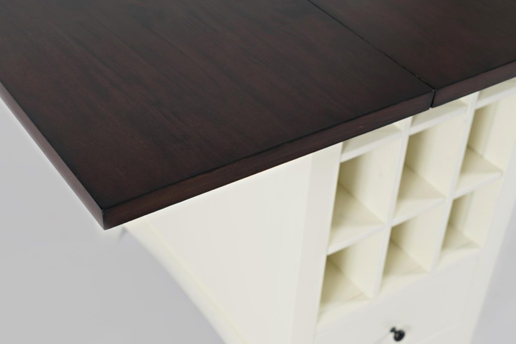 ახალი ავეჯი • New Furniture