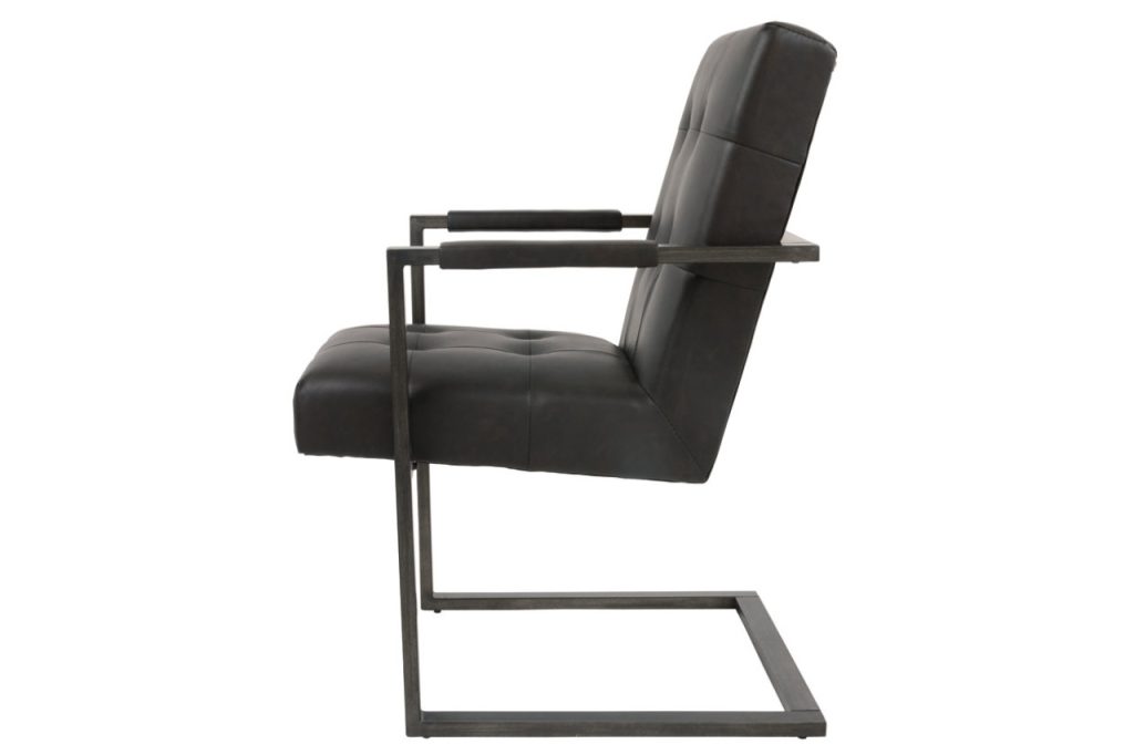 ახალი ავეჯი • New Furniture